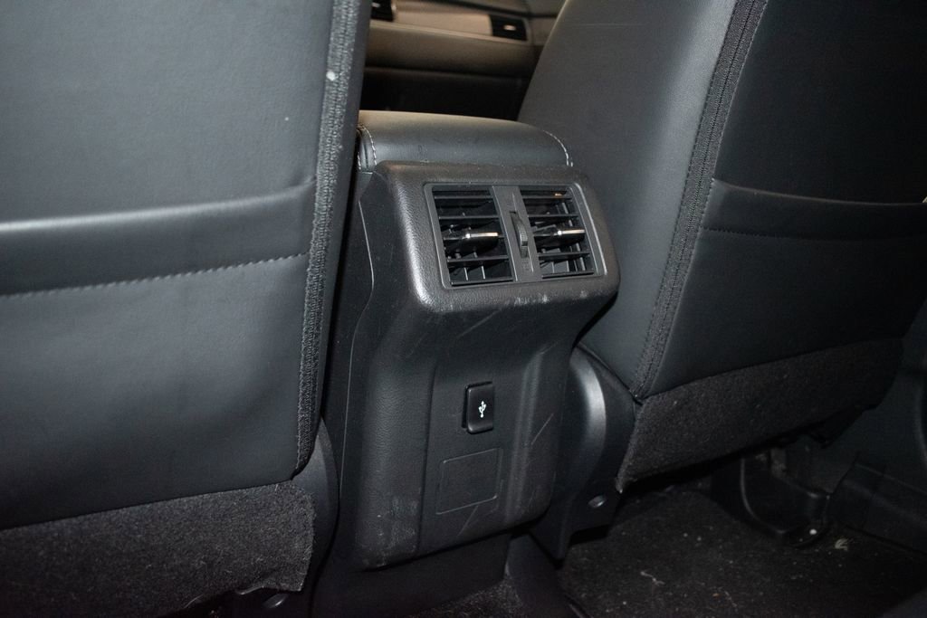 Used 2019 Mitsubishi Outlander AWD image 24