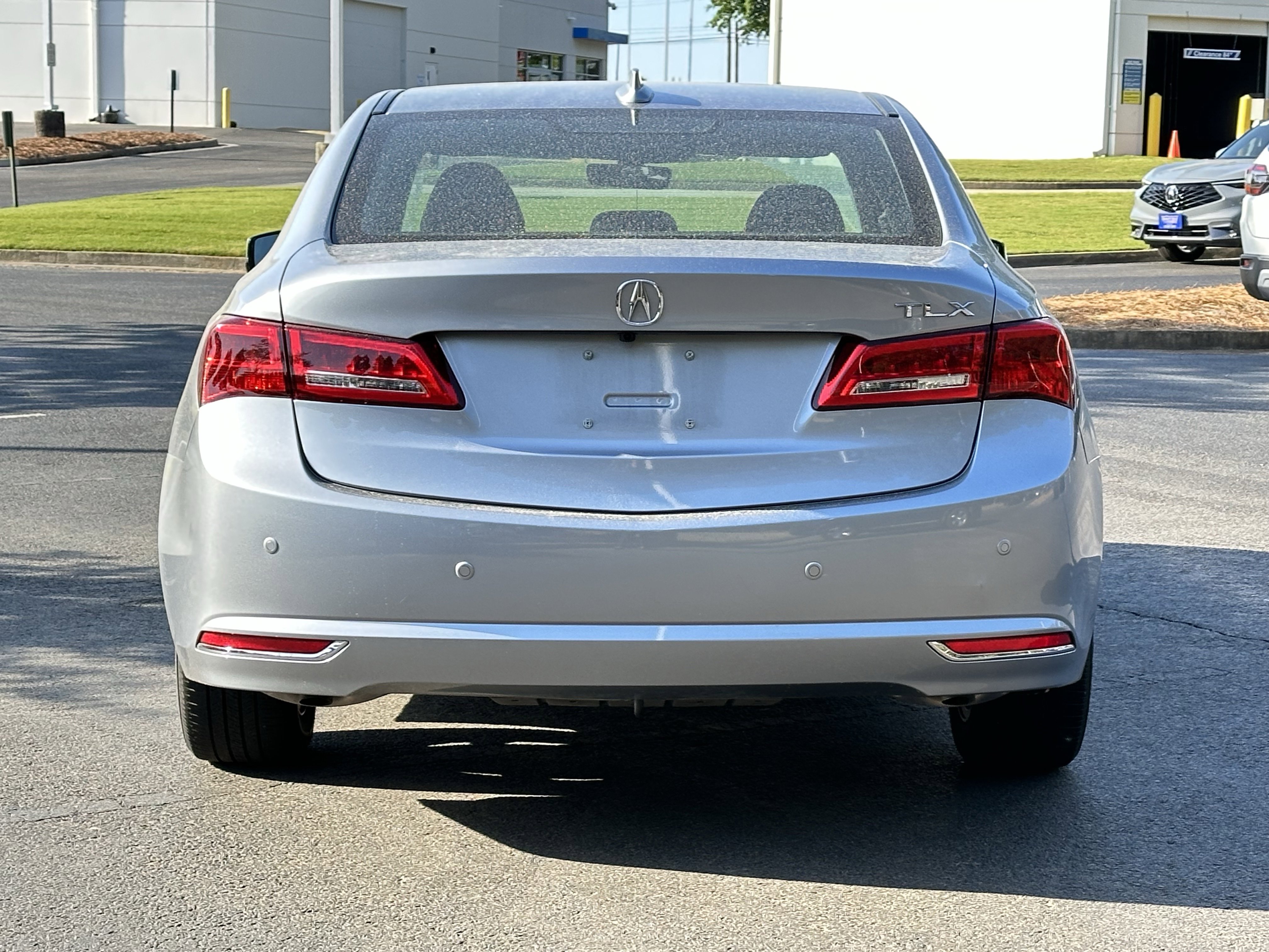Used 2018 Acura TLX w/ Technology Package FWD image 12