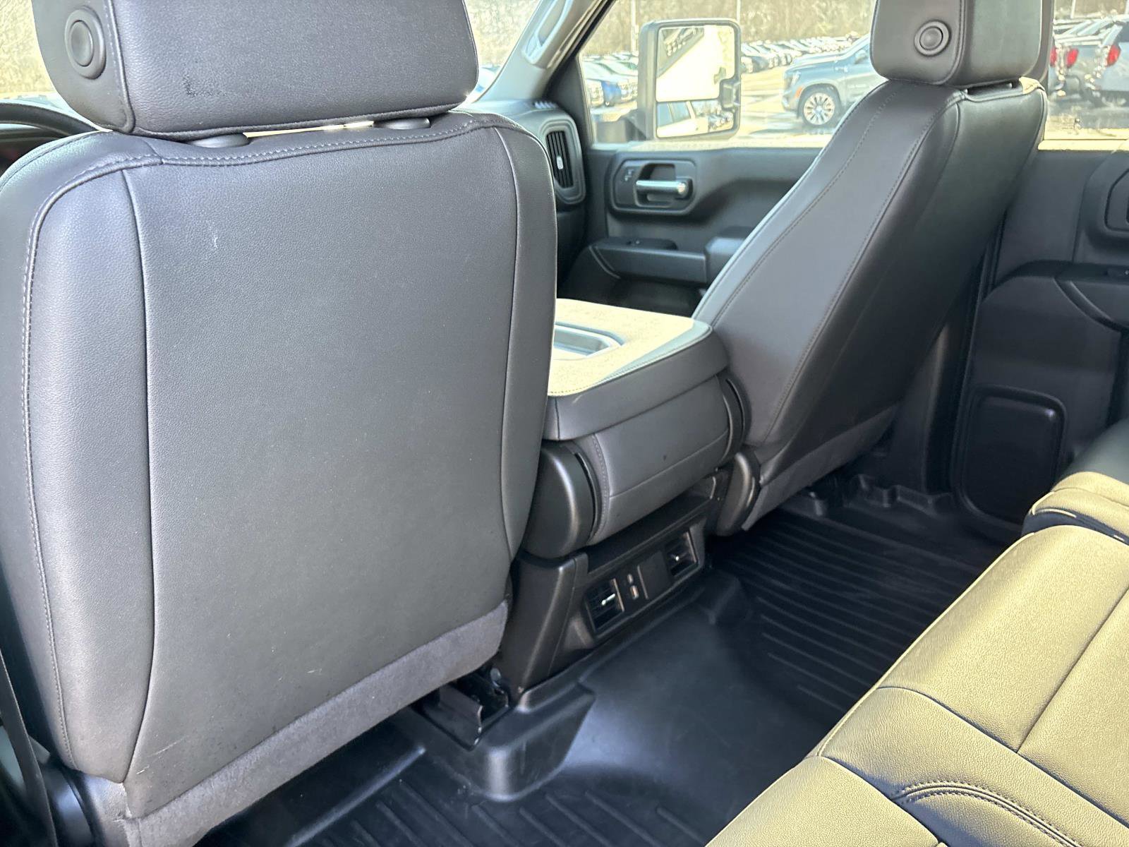 Used 2024 GMC Sierra 3500 Pro w/ Convenience Package image 28