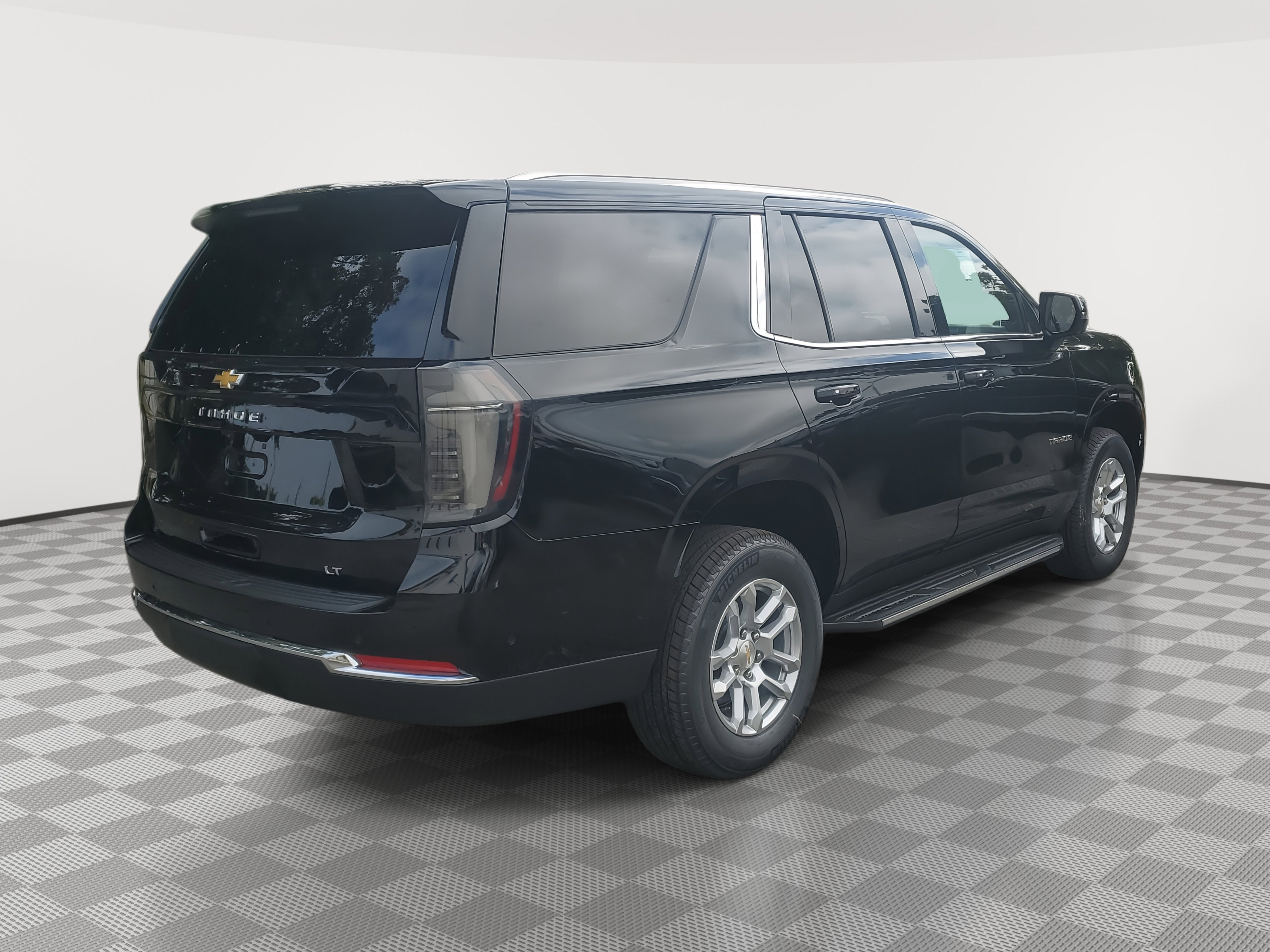 New 2026 Chevrolet Tahoe LT image 3