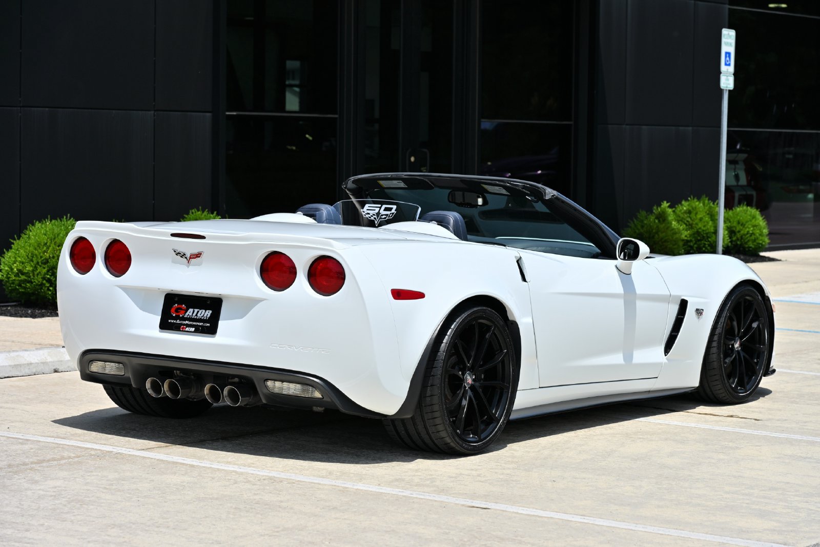 Used 2013 Chevrolet Corvette 427 w/ 1SC Preferred Equipment Group RWD image 17