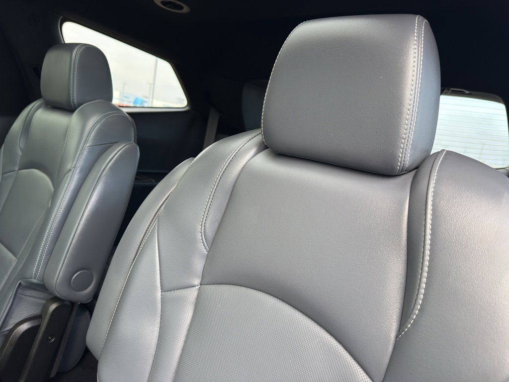 Used 2022 Buick Enclave Essence w/ Experience Buick Package image 35