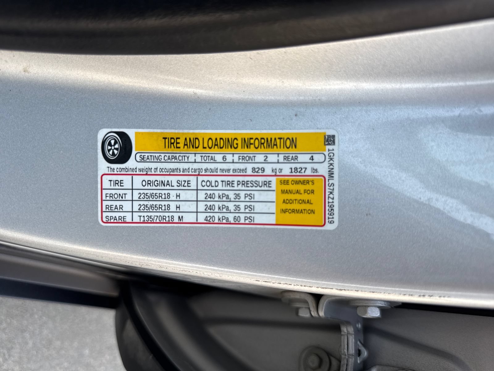 Used 2019 GMC Acadia SLT FWD image 28