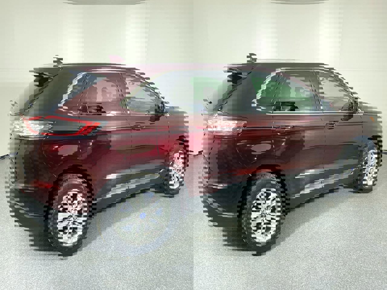 Used 2018 Ford Edge SEL w/ Equipment Group 201A image 37