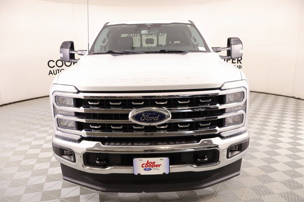 Used 2024 Ford F250 Lariat image 9