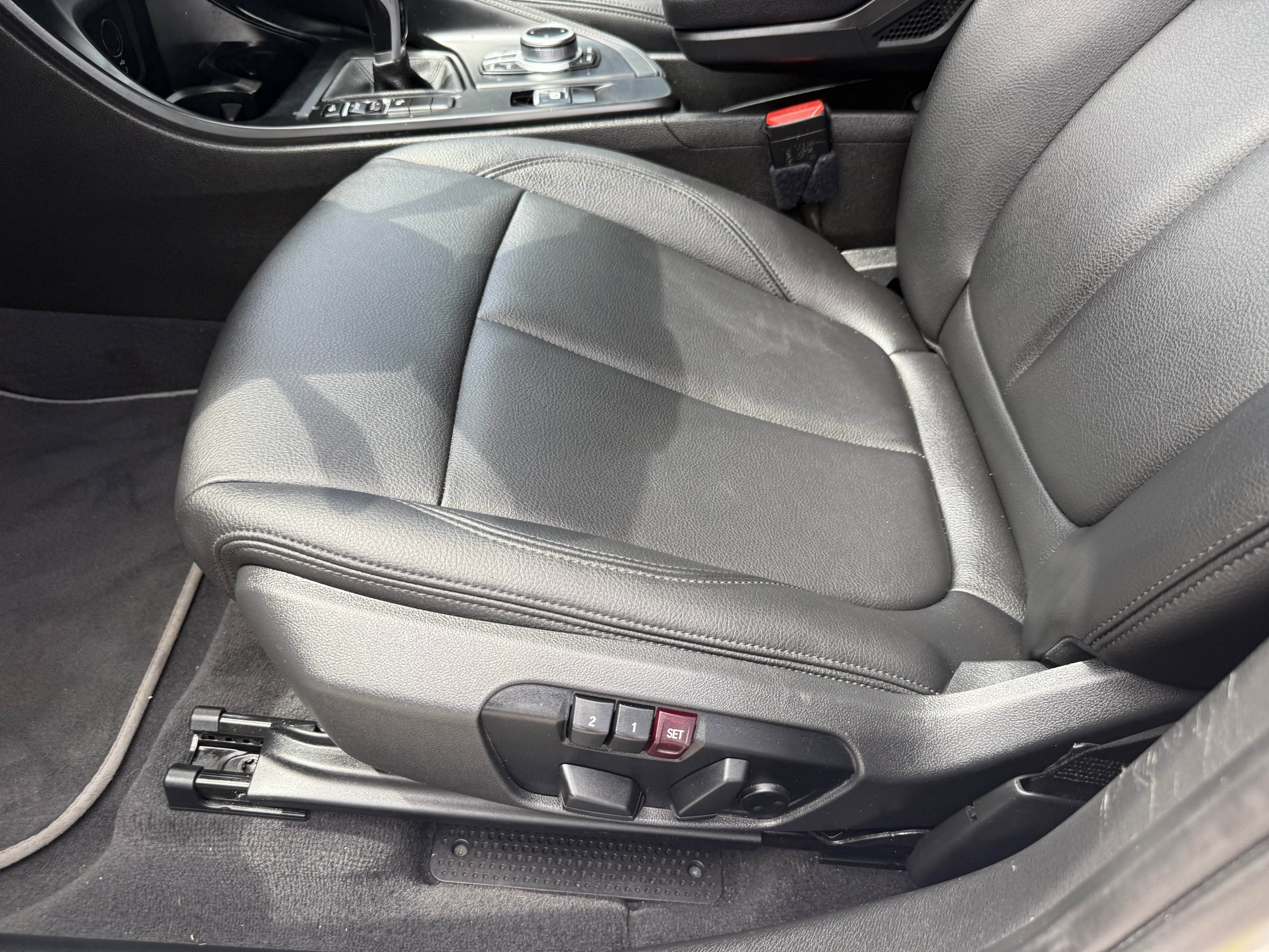 Used 2021 BMW X1 sDrive28i w/ Convenience Package image 12