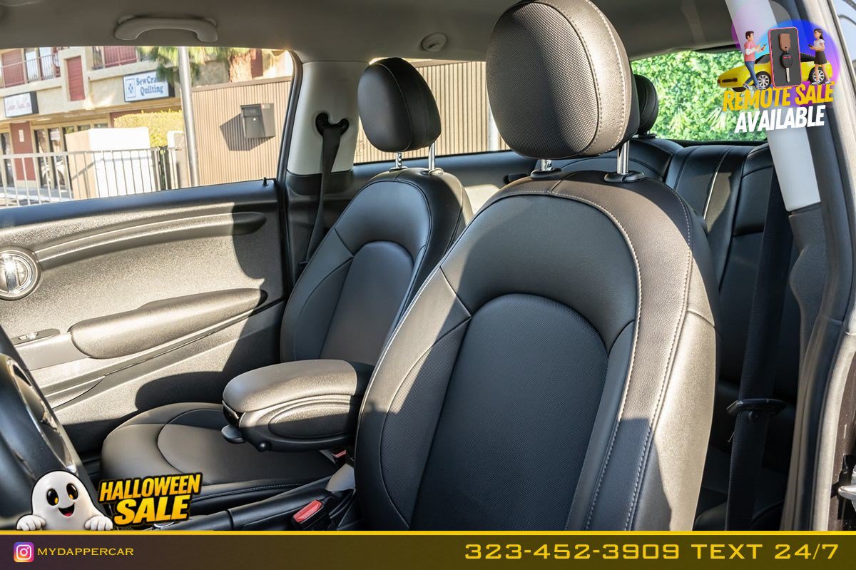 Used 2020 MINI Cooper 2-Door Hardtop FWD image 12