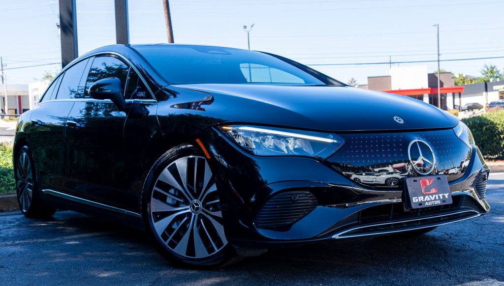 Used 2023 Mercedes-Benz EQE 500 4MATIC Sedan image 3