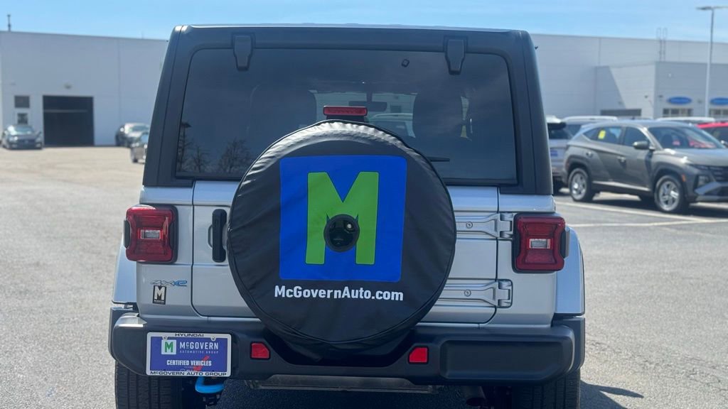 Used 2023 Jeep Wrangler Unlimited Sahara w/ Cold Weather Group image 3