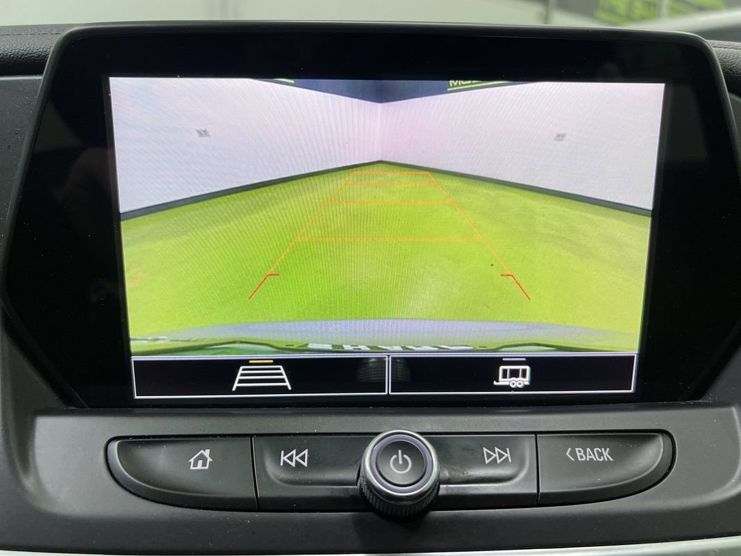 Used 2021 Chevrolet Blazer LT image 21