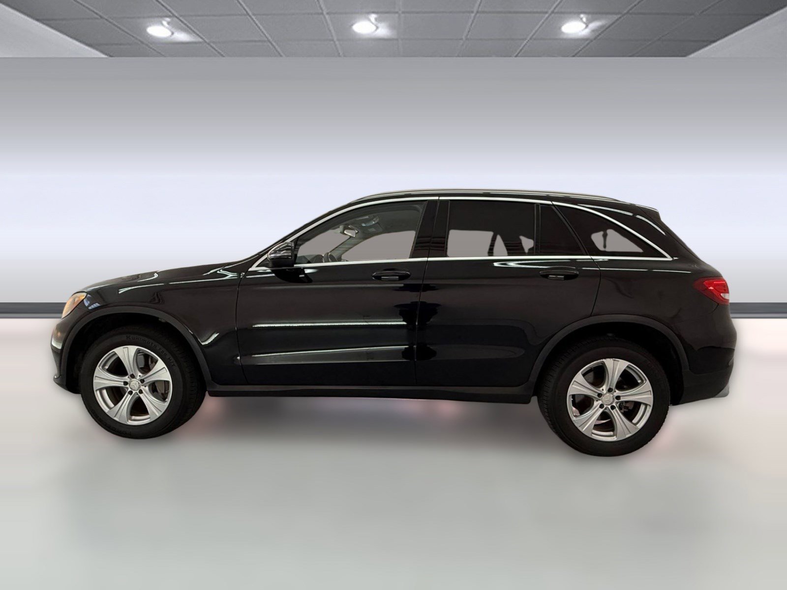 Used 2016 Mercedes-Benz GLC 300 image 2