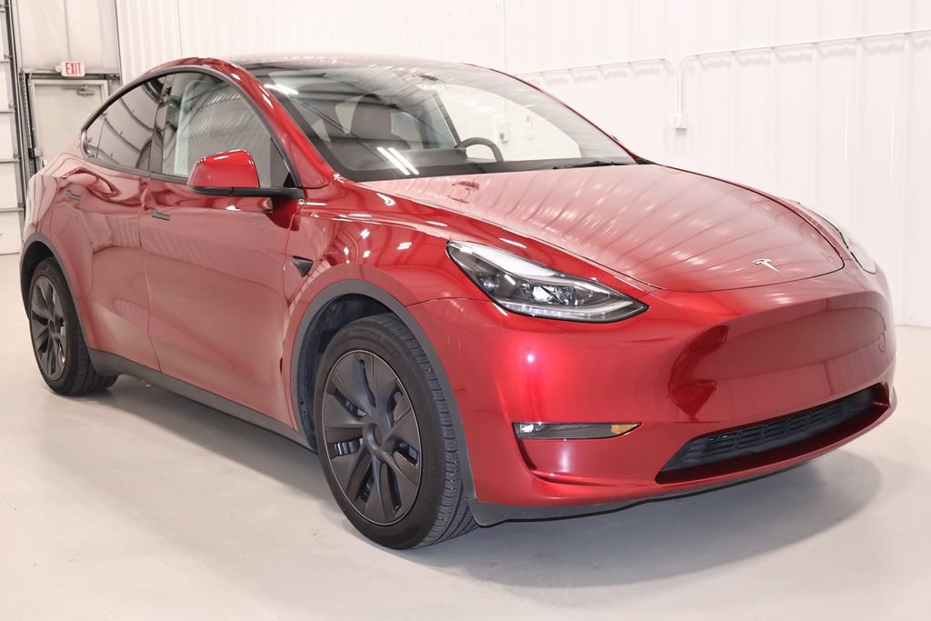 Used 2025 Tesla Model Y Long Range AWD/4WD image 3