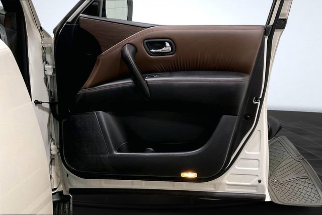 Used 2020 Nissan Armada Platinum w/ Platinum Reserve Package image 24