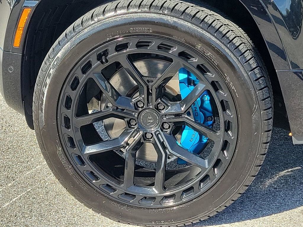 Used 2022 Land Rover Defender 110 V8 image 17