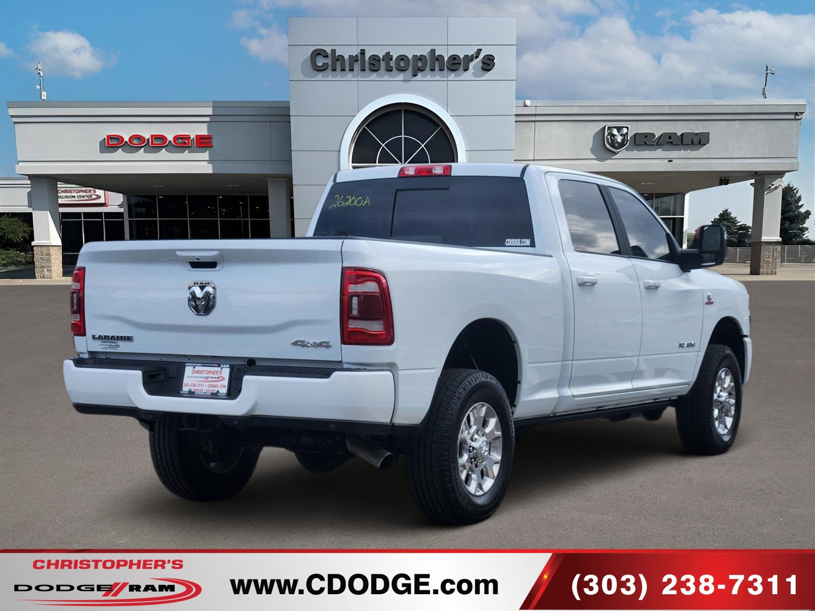 Used 2023 RAM 2500 Laramie AWD/4WD image 3