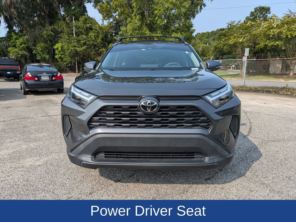 Used 2022 Toyota RAV4 XLE w/ Convenience Package FWD image 10