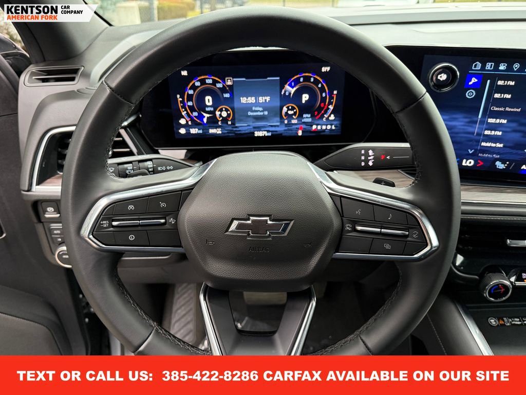 Used 2025 Chevrolet Suburban Z71 image 17