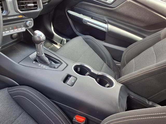 Used 2025 Ford Mustang Coupe RWD image 9