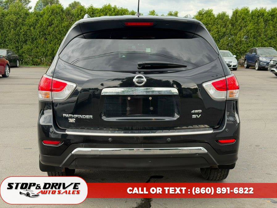 Used 2016 Nissan Pathfinder SV AWD/4WD image 4