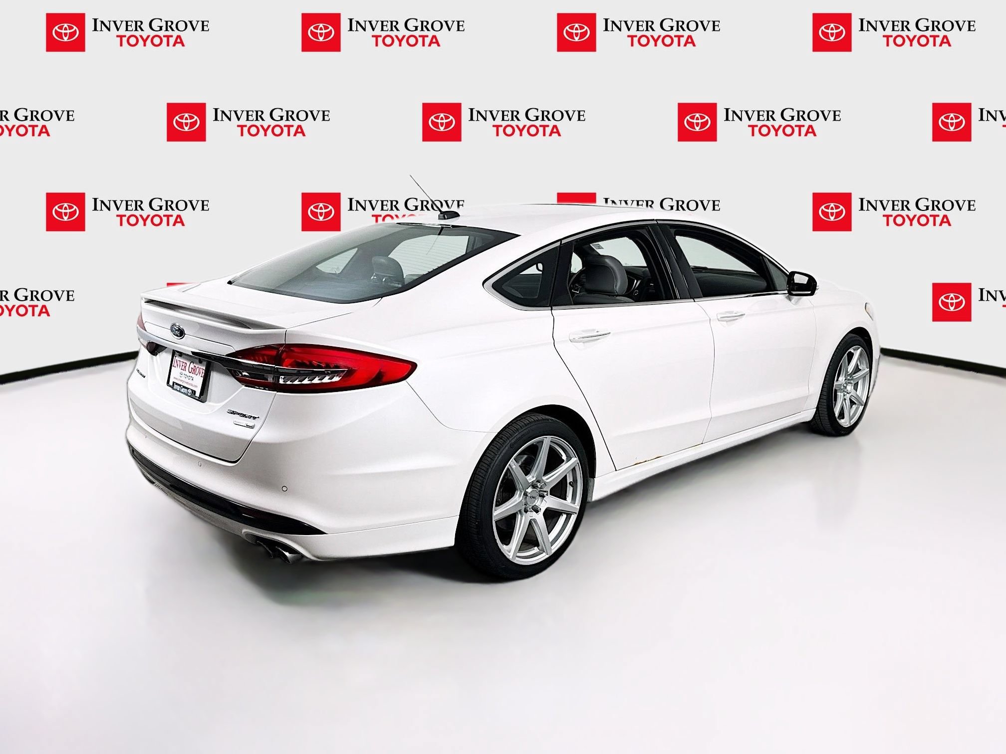 Used 2017 Ford Fusion Sport w/ Equipment Group 401A AWD/4WD image 5