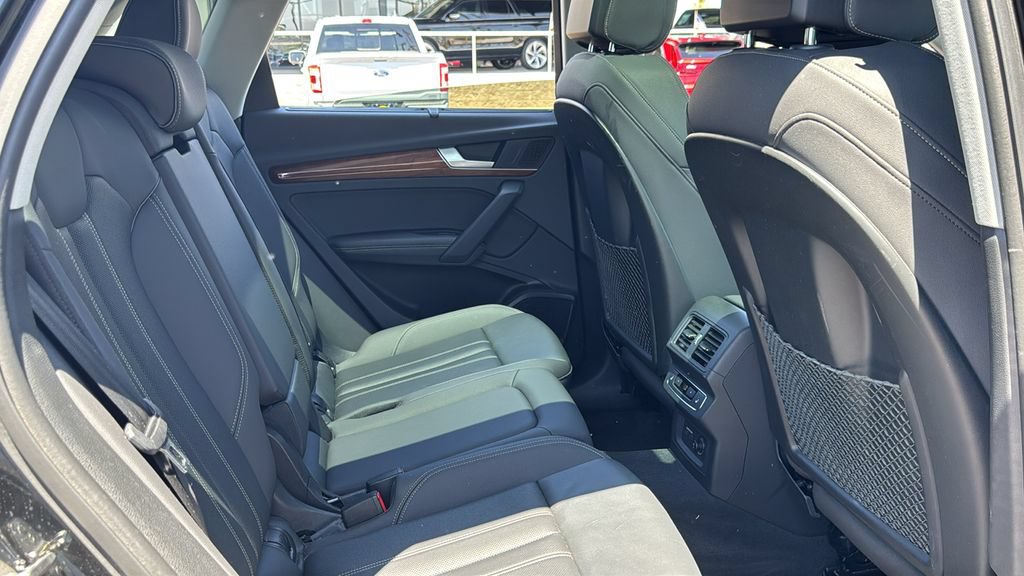 Used 2021 Audi Q5 Prestige w/ Prestige Package AWD/4WD image 26