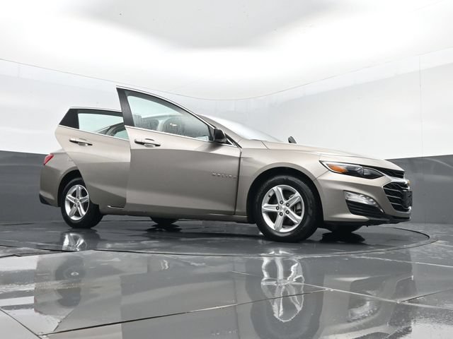 Used 2024 Chevrolet Malibu LT FWD image 31