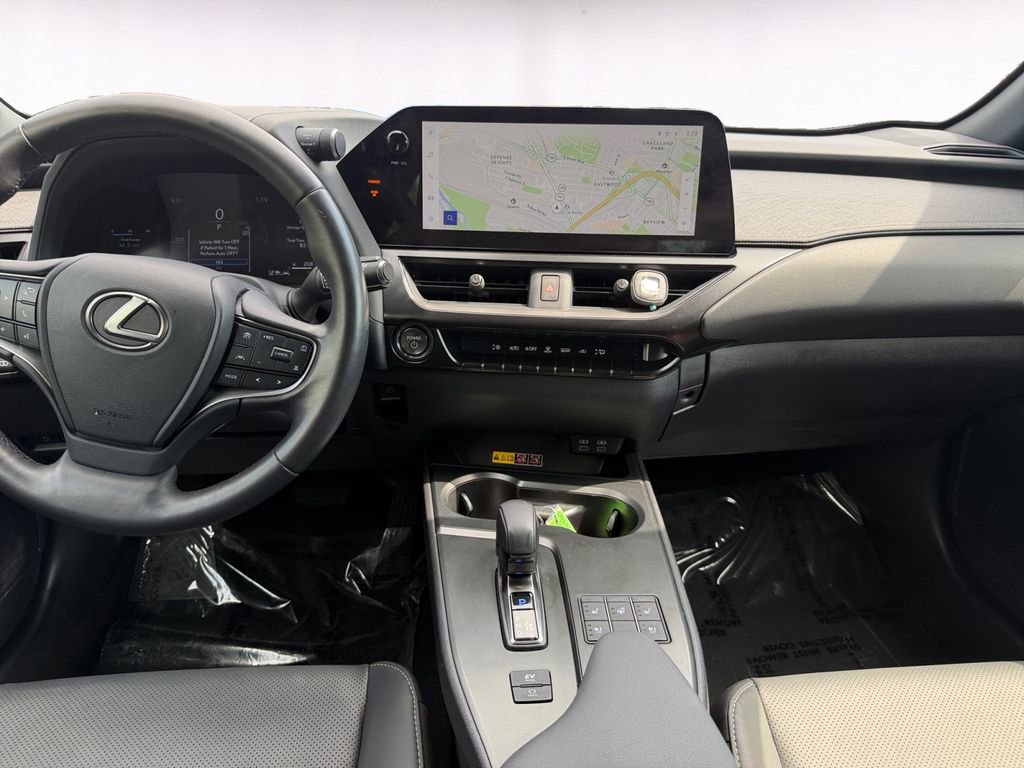 Used 2025 Lexus UX 300h AWD w/ Accessory Package (Z2) image 10