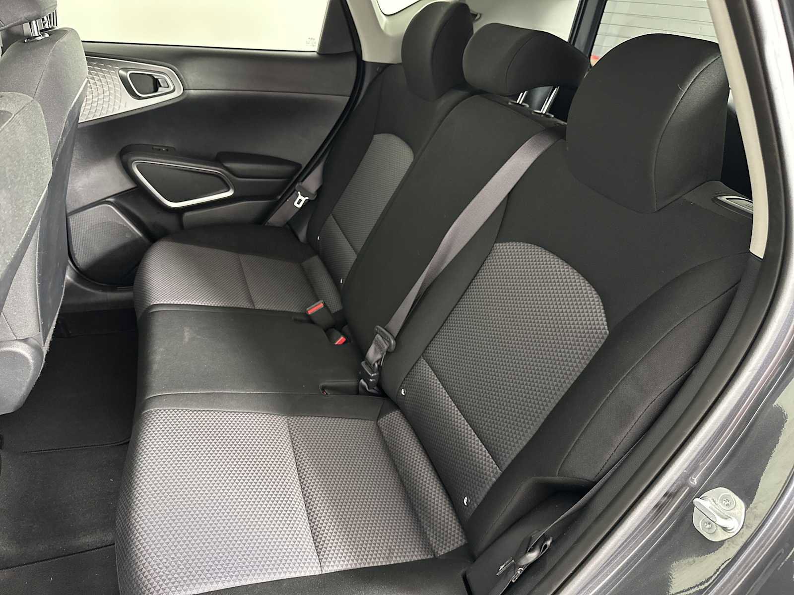 Used 2024 Kia Soul LX w/ Option Group 015 image 23