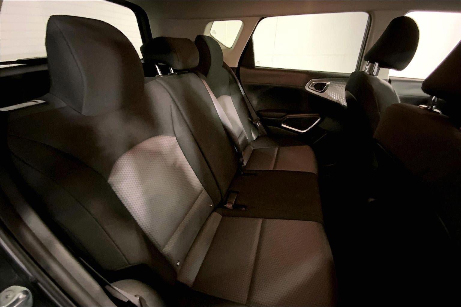 Certified 2025 Kia Soul LX image 23
