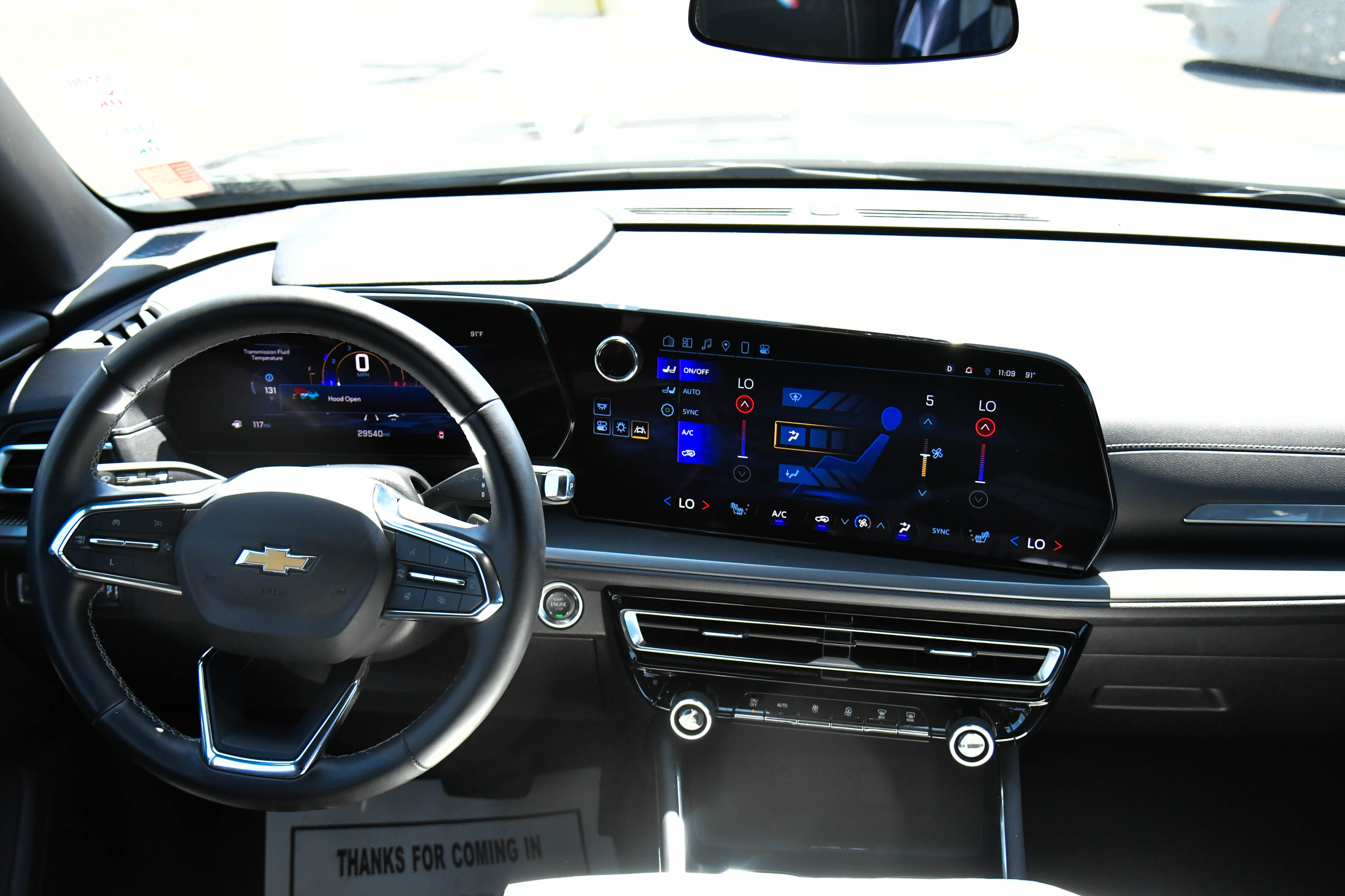 Used 2024 Chevrolet Traverse LT image 44