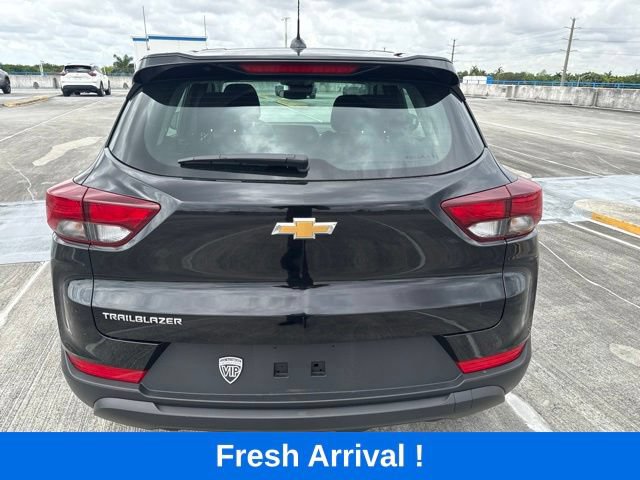 Used 2026 Chevrolet TrailBlazer LS FWD image 16