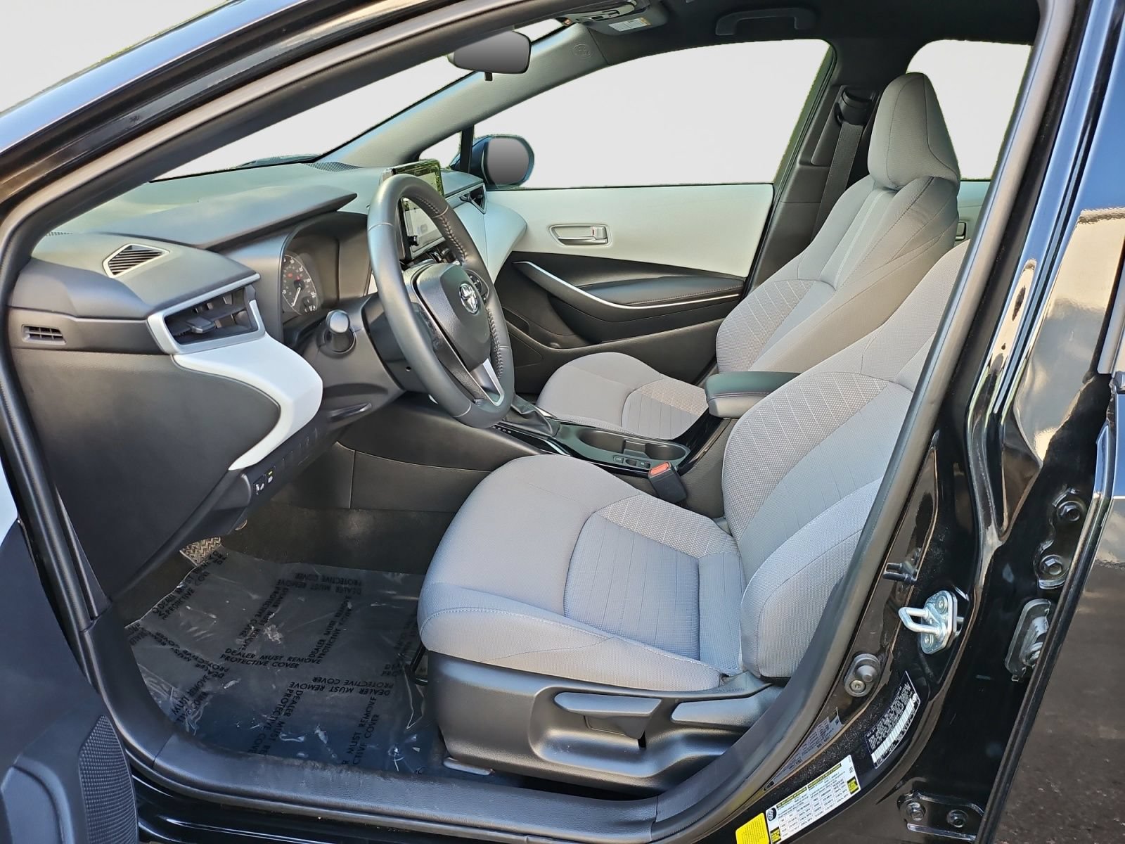 Used 2025 Toyota Corolla SE FWD image 22