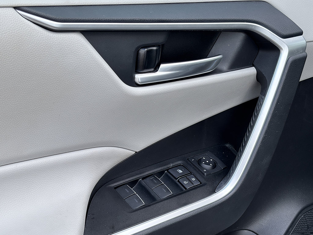 Certified 2025 Toyota RAV4 XLE Premium FWD image 29