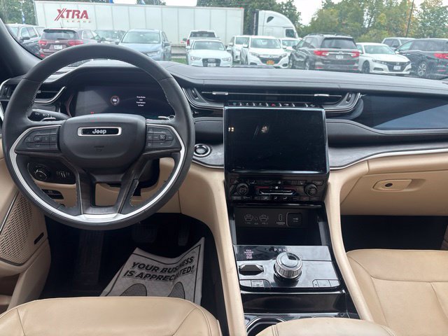 Used 2023 Jeep Grand Cherokee 4WD 4xe image 6
