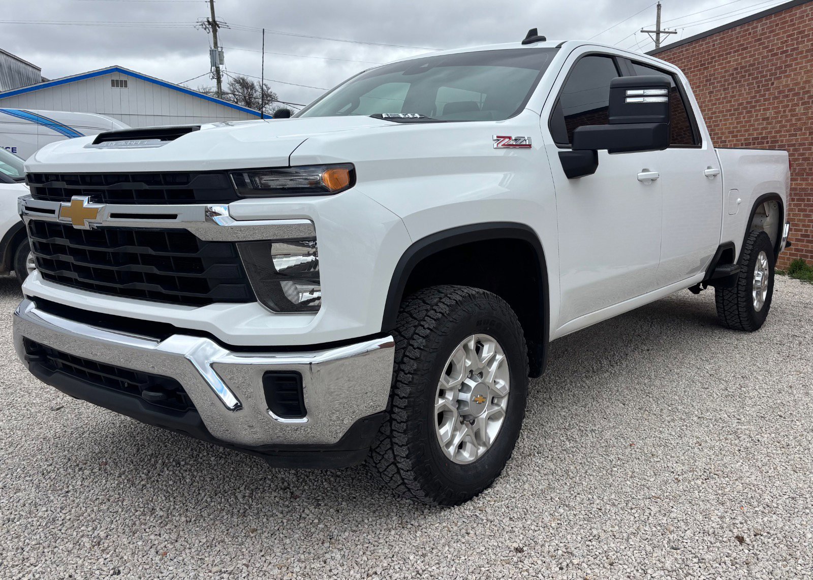 Used 2024 Chevrolet Silverado 2500 LT w/ Z71 Off-Road Package image 14