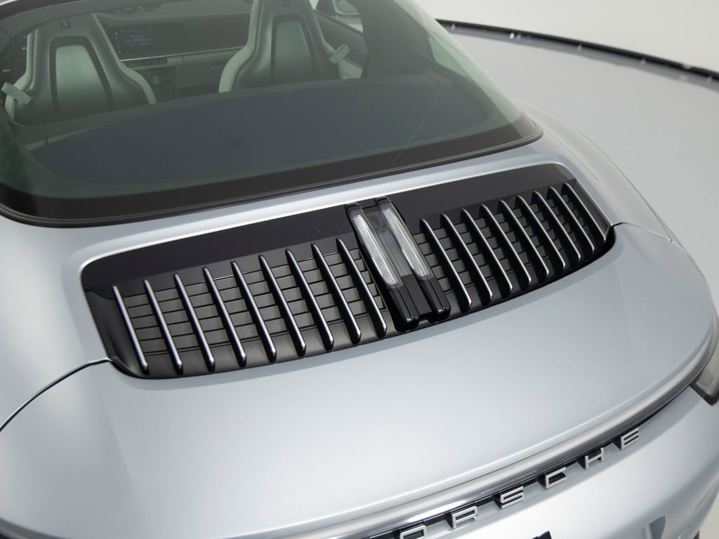 Certified 2022 Porsche 911 Targa 4S AWD/4WD image 50