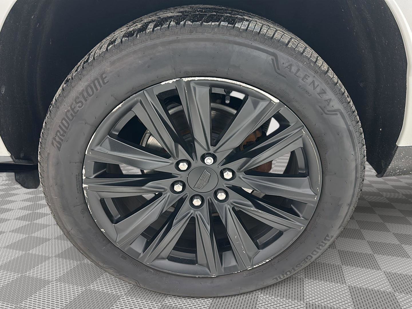 Used 2023 Cadillac Escalade ESV Sport Platinum AWD/4WD image 32