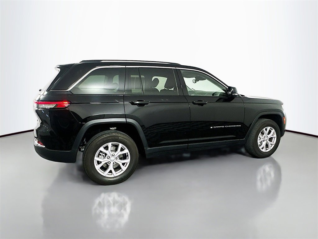Used 2022 Jeep Grand Cherokee Limited image 6