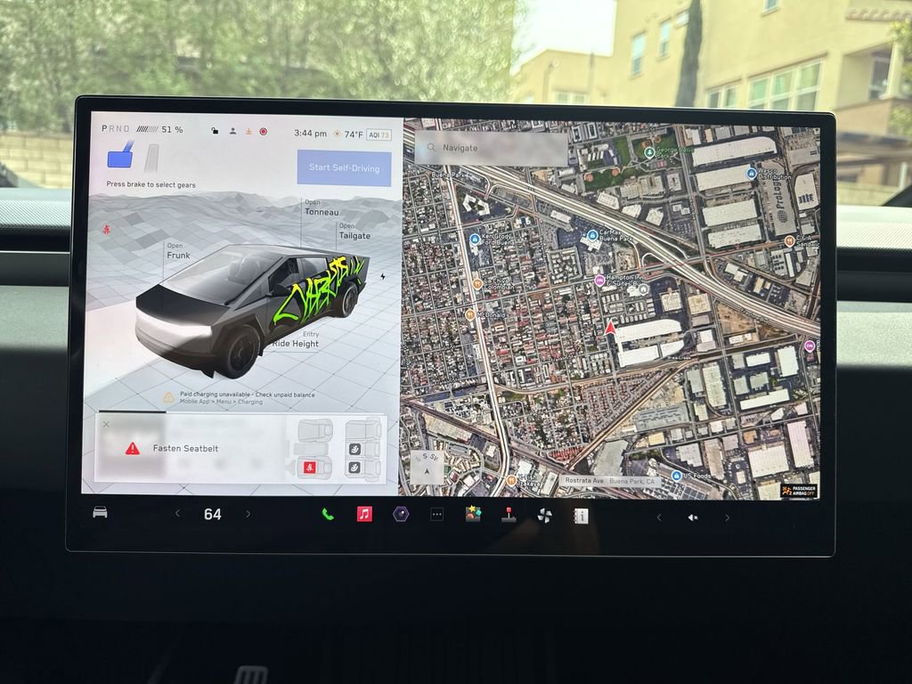 Used 2024 Tesla Cybertruck AWD Crew Cab image 20