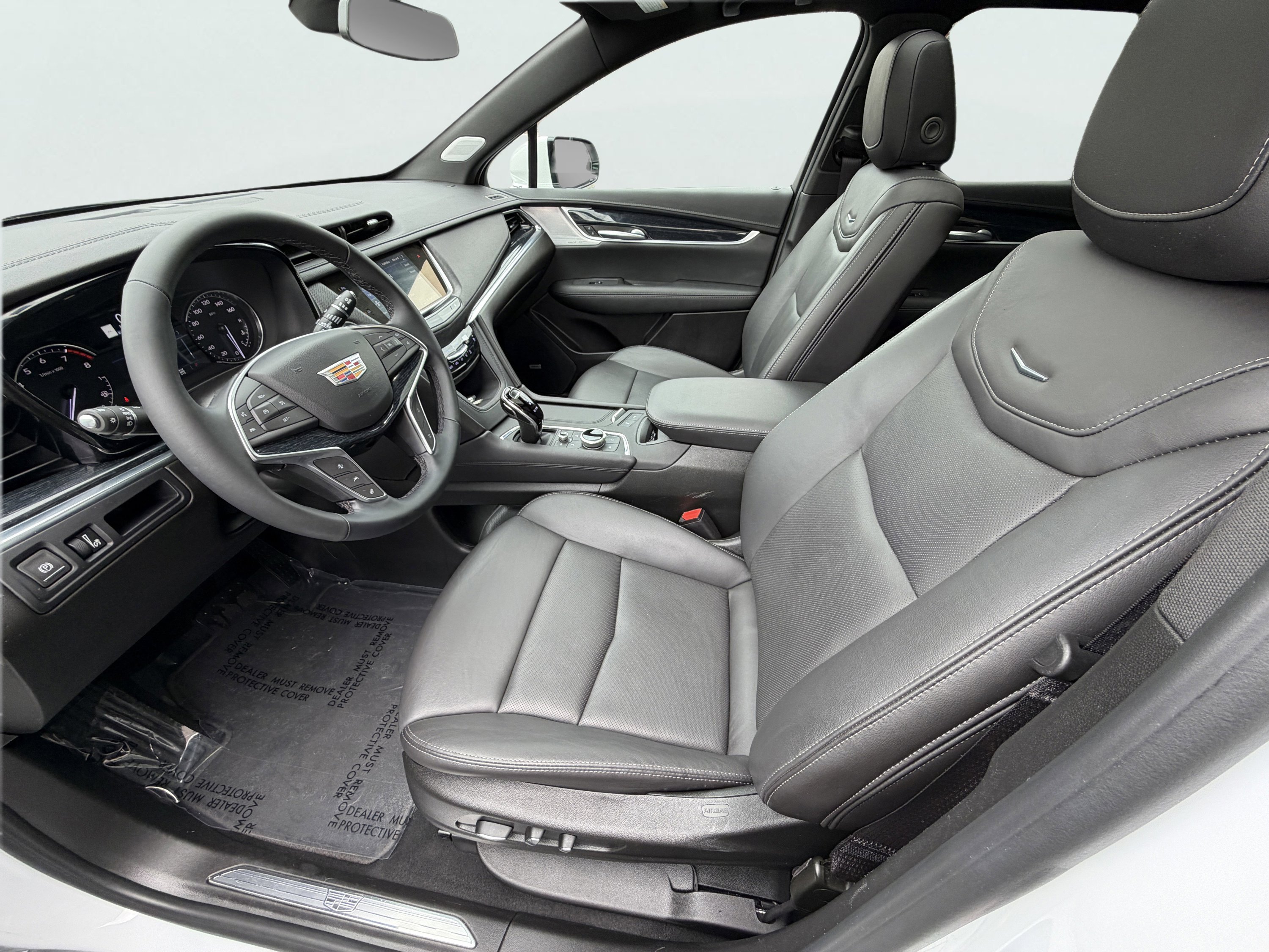 Used 2025 Cadillac XT5 Premium Luxury image 9