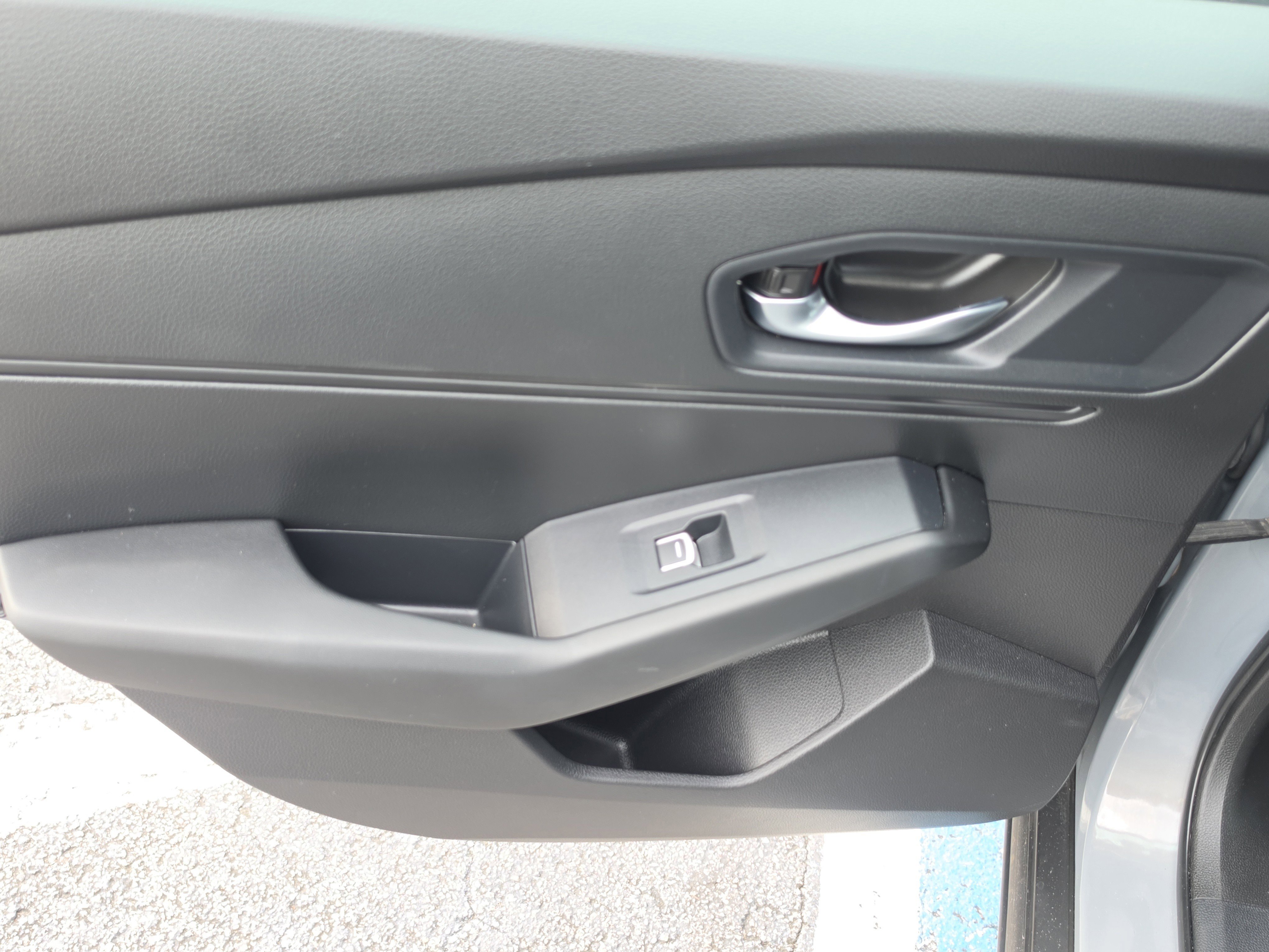 Certified 2025 Honda Accord Sport image 12