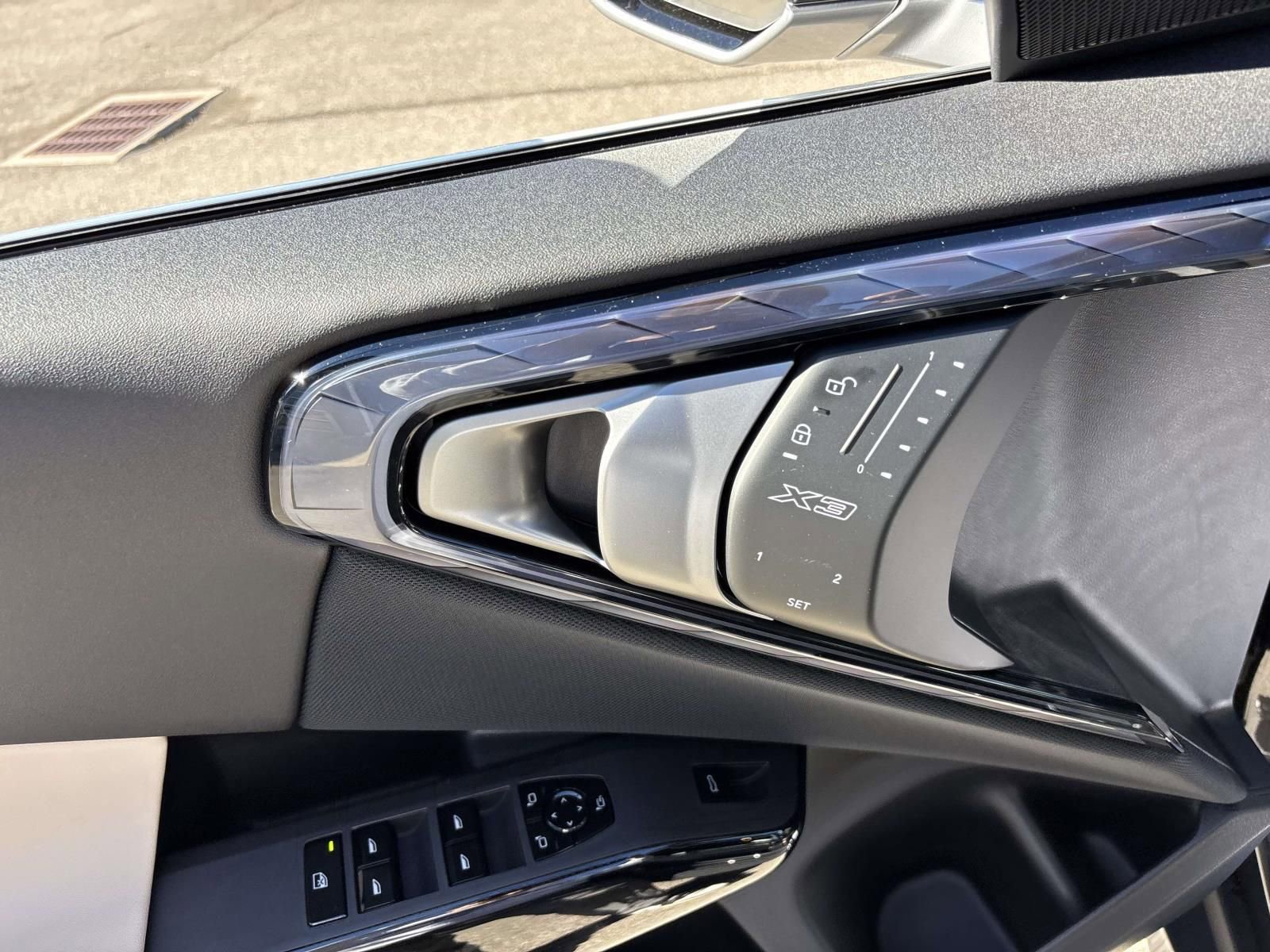 New 2026 BMW X3 xDrive30 w/ Premium Package image 12