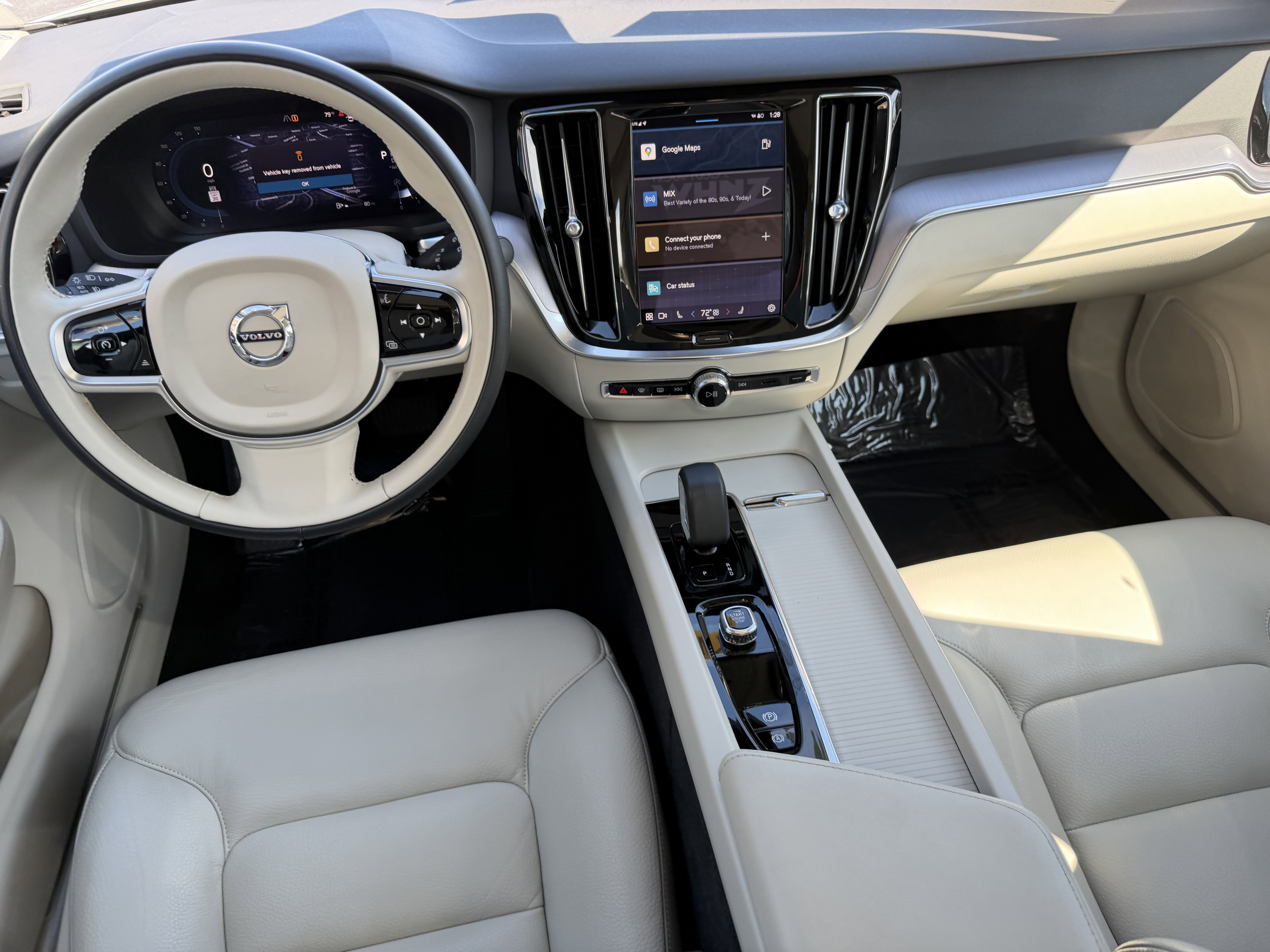 Certified 2025 Volvo S60 B5 Core image 11