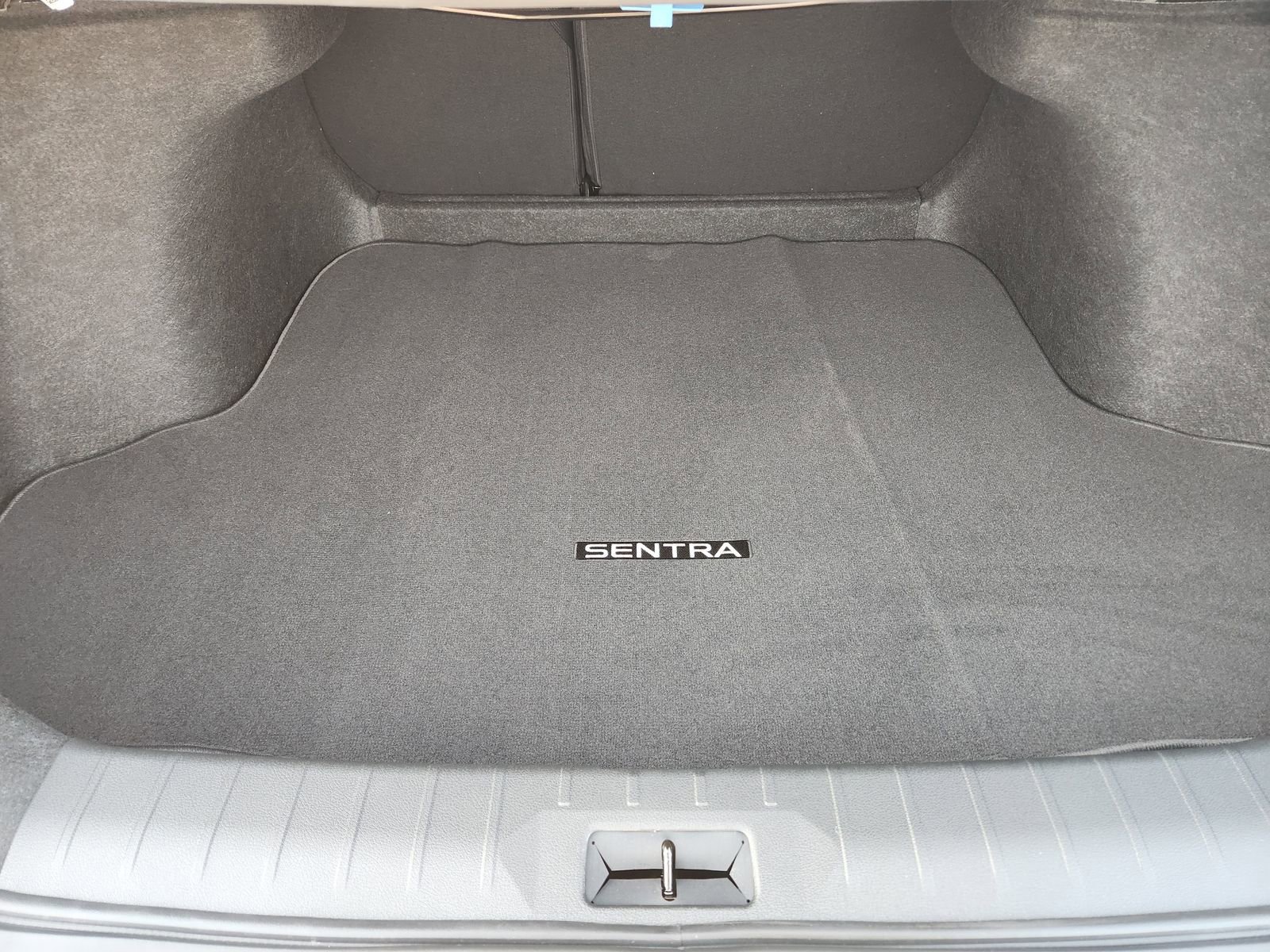 New 2026 Nissan Sentra SR w/ SR Premium Package image 30