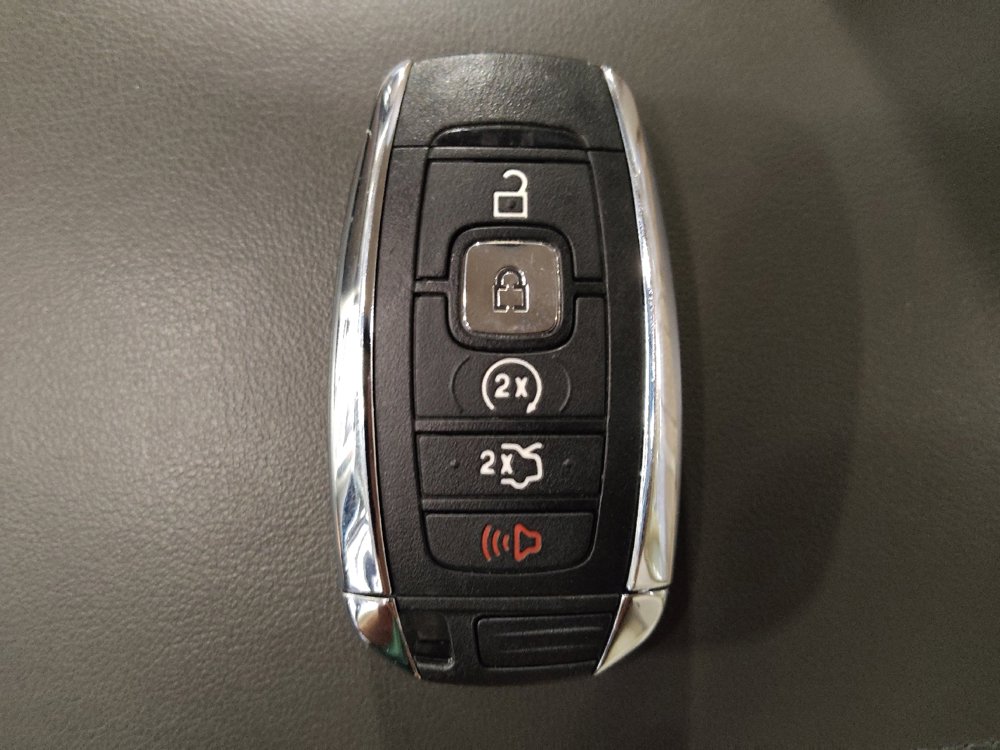 Used 2017 Lincoln MKZ Select w/ Select Plus Package image 32