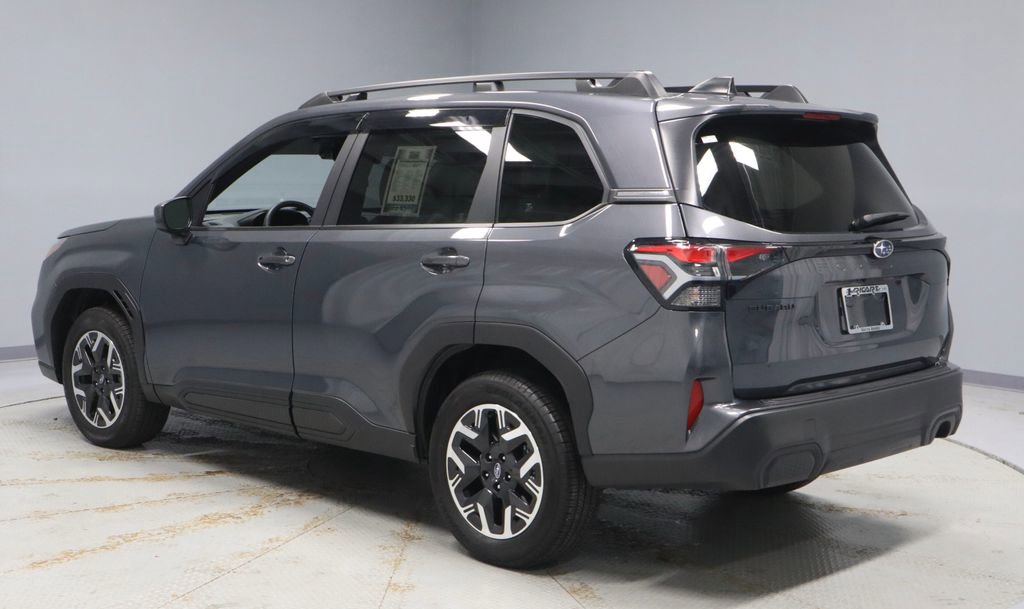 Used 2025 Subaru Forester Premium w/ Convenience Package #1 AWD/4WD image 11