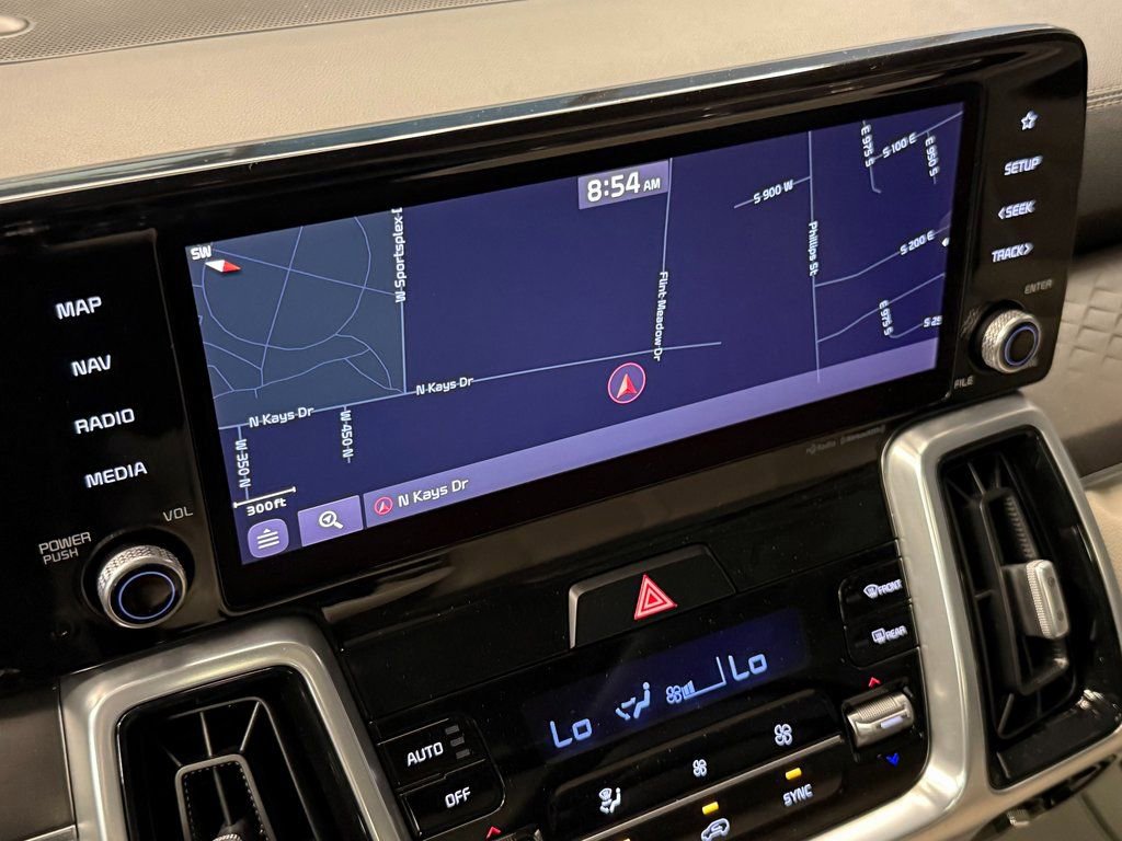 Used 2021 Kia Sorento SX image 19