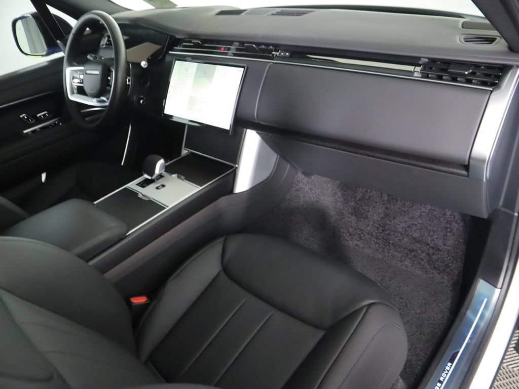 New 2026 Land Rover Range Rover SE AWD/4WD image 19