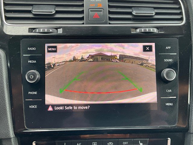 Used 2019 Volkswagen GTI SE FWD image 21