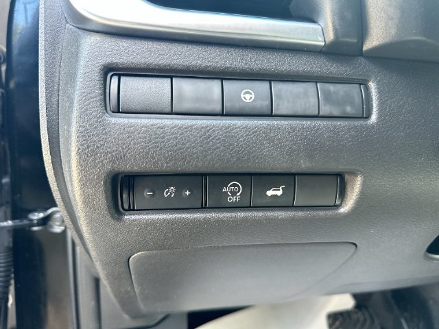 Used 2023 Nissan Rogue SL AWD/4WD image 49
